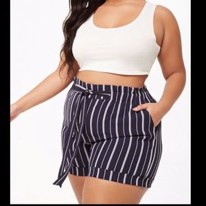 Plus Paperbag Striped Shorts